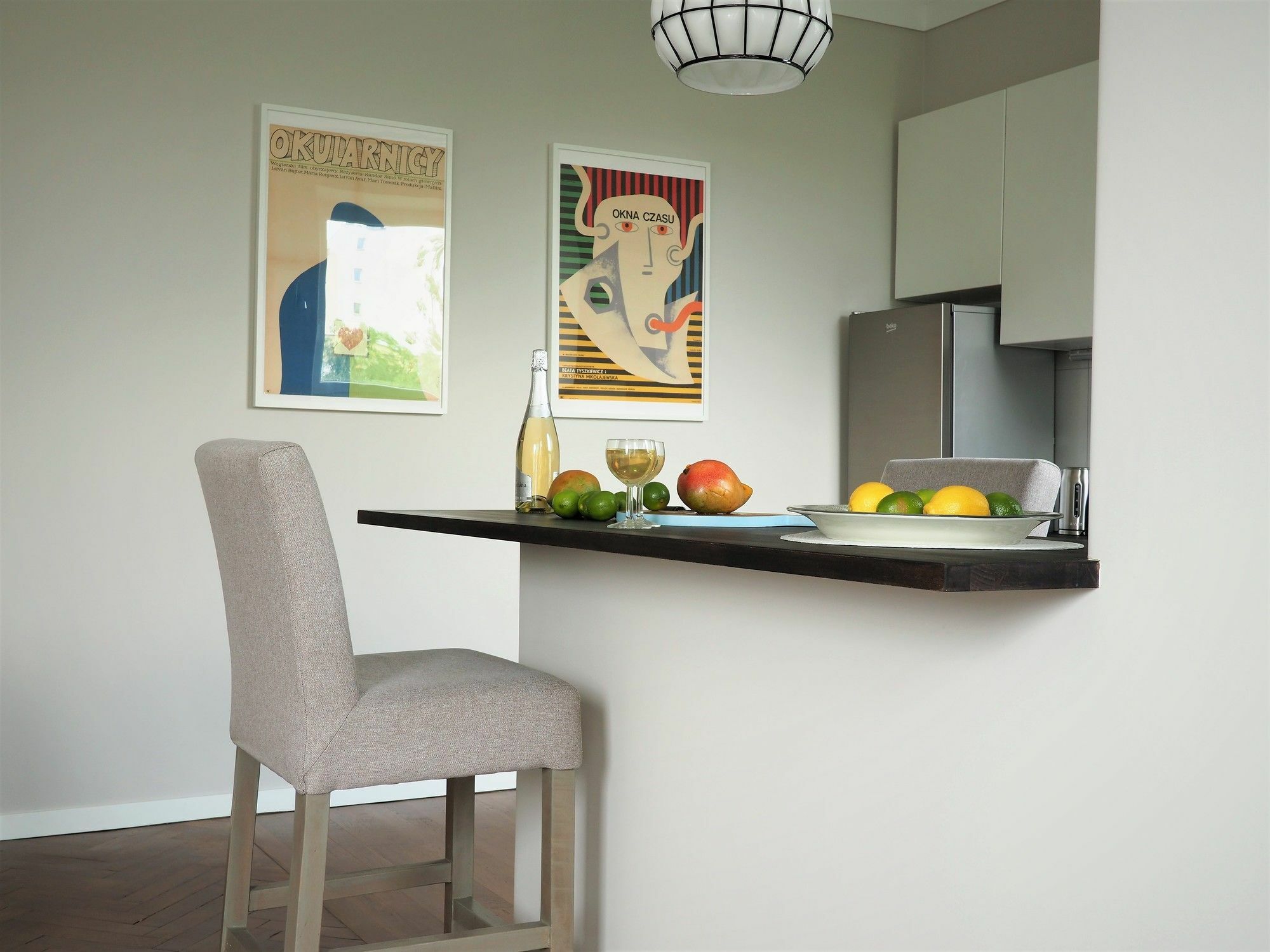 Classic Apartment In Warsawa Bagian luar foto